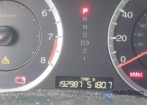 2010 Honda Accord 2.4 Ex из США, поврежденный, VIN 1HGCP2F75AA153169